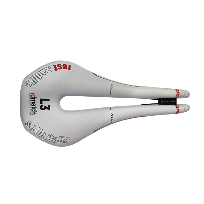 Selle Italia Novus Superflow Endurance TM L3 Selle de vélo - Rails en acier - Noir